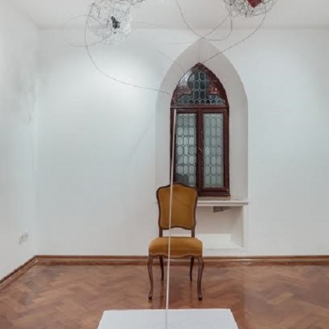 Objekti u prostoru, žica, drvo, staklo, platno i papir, 201260 cm x 150 cm x 100 cm, 2017